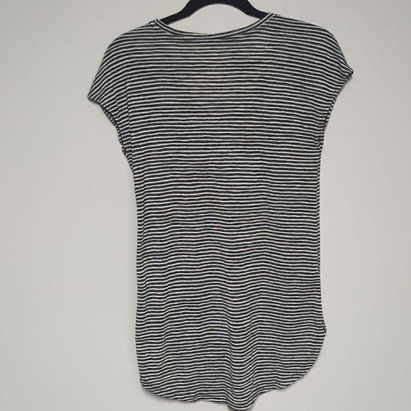 Maurices Black and White Cap Sleeve Shirt - Picture 5 of 6